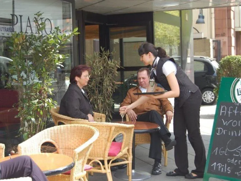 ****  Savoy Hotel Frankfurt nad Mohanem Německo